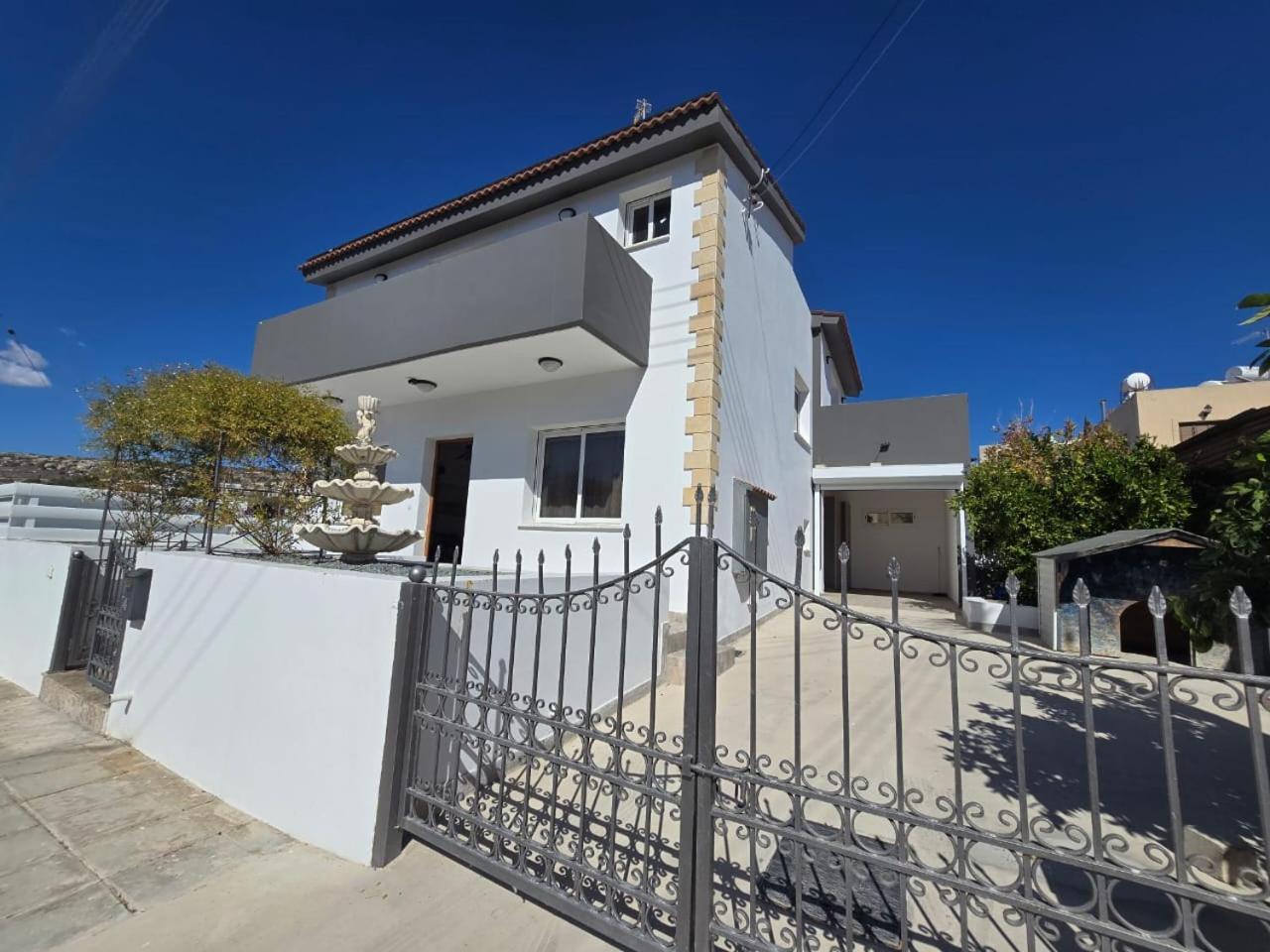 Michael Angelo Villa Paphos Eksteriør bilde